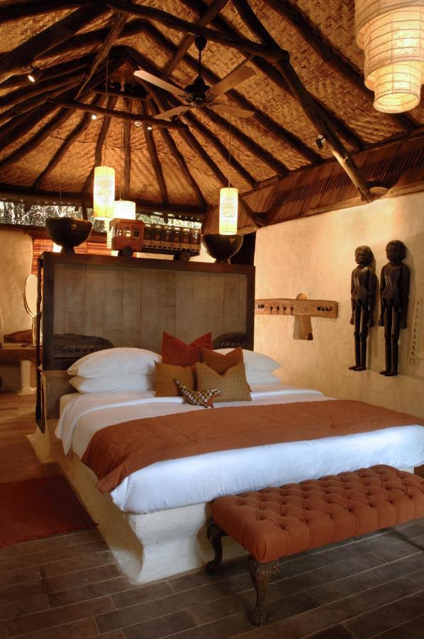 Mahua Kothi Bandhavgarh - A Taj Safari Villa Tāla Dış mekan fotoğraf